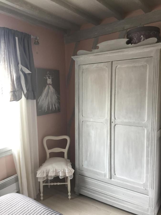 Les Chambres De Paule Thieulloy-l'Abbaye Екстер'єр фото
